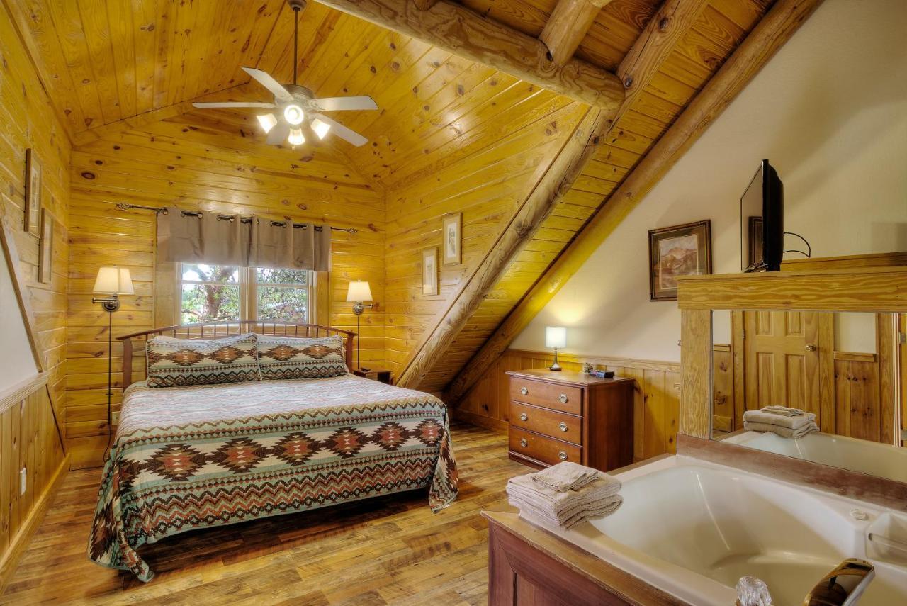 Вілла Great Wolf Cabin In Pigeon Forge! Екстер'єр фото