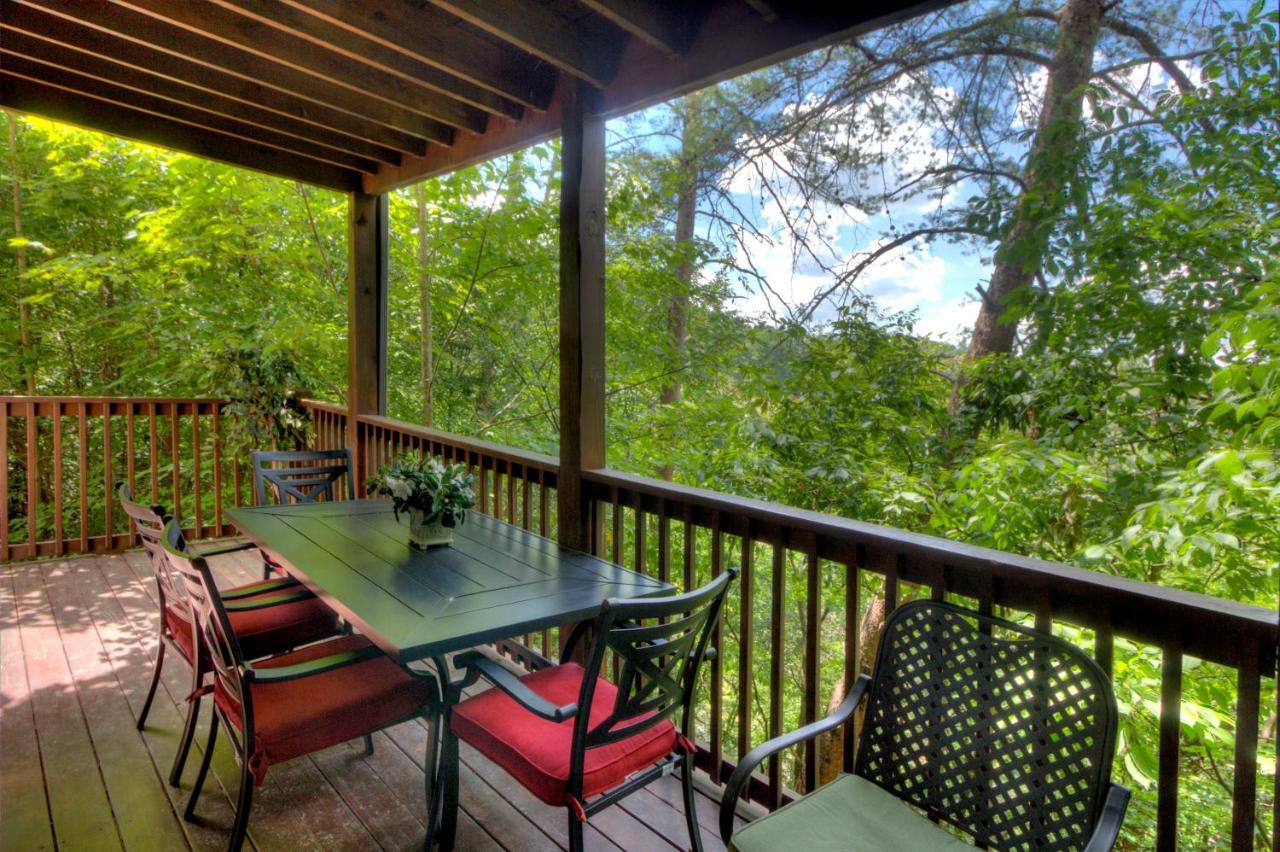 Вілла Great Wolf Cabin In Pigeon Forge! Екстер'єр фото