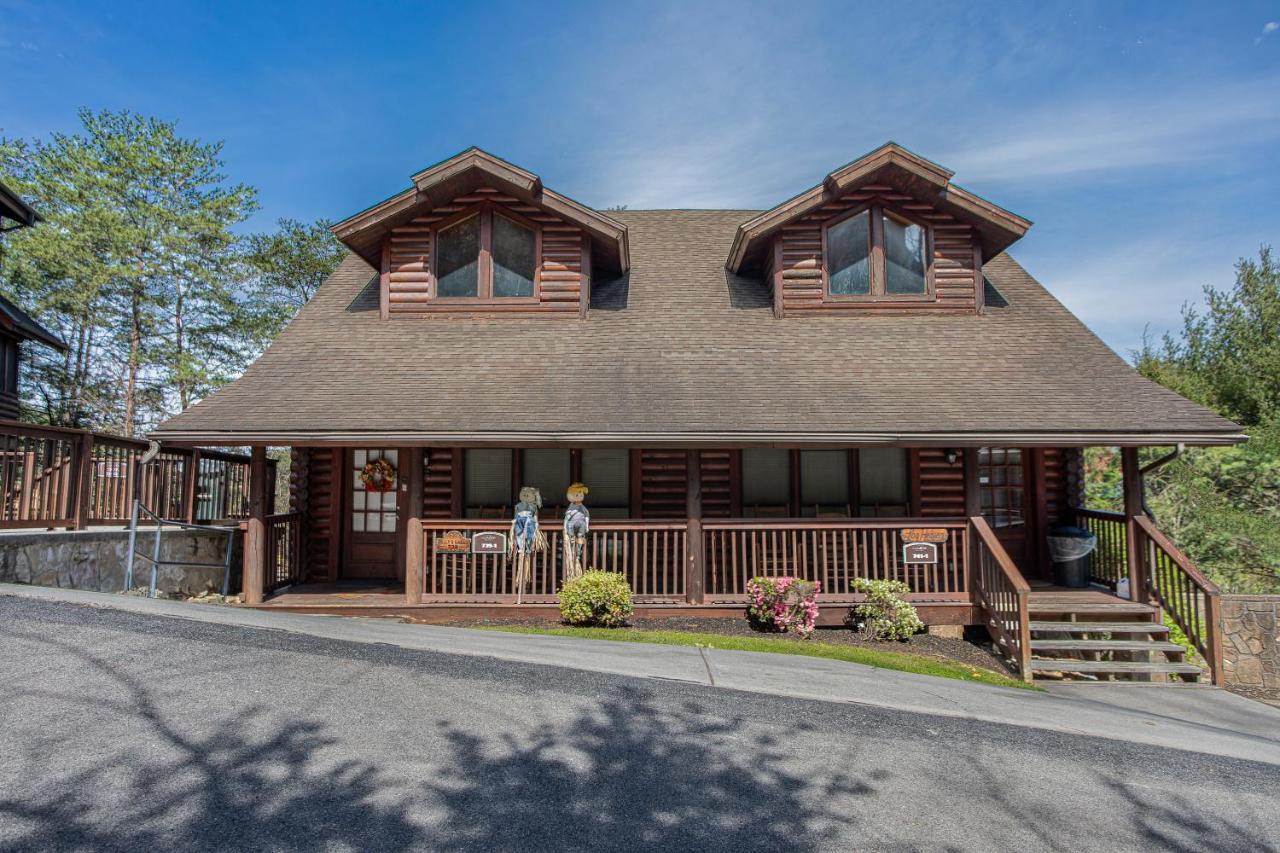 Вілла Great Wolf Cabin In Pigeon Forge! Екстер'єр фото